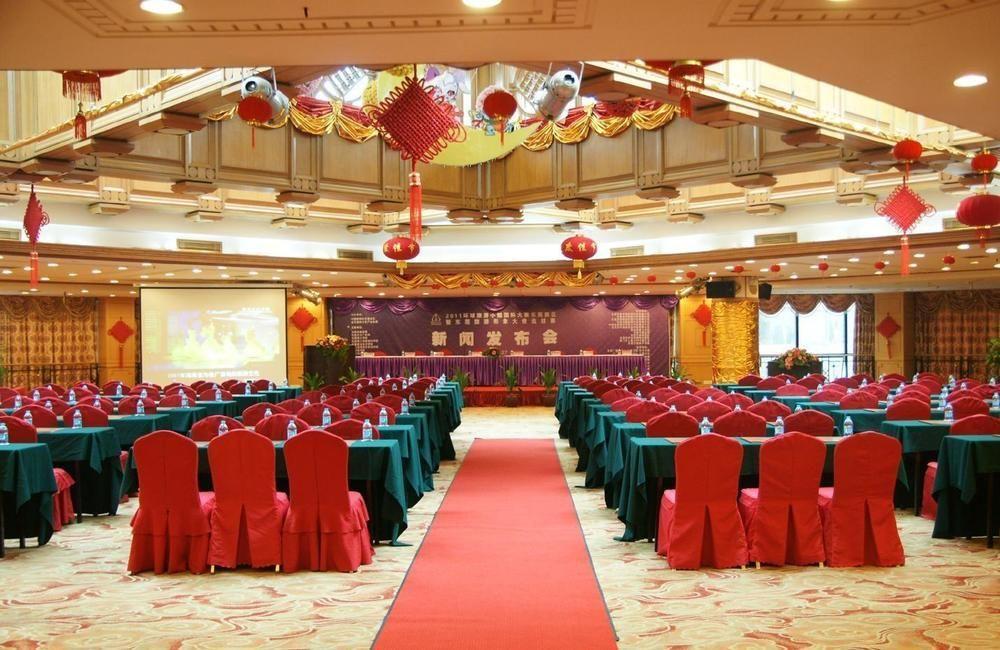 Hotel Silverland Dongguan  Exterior photo