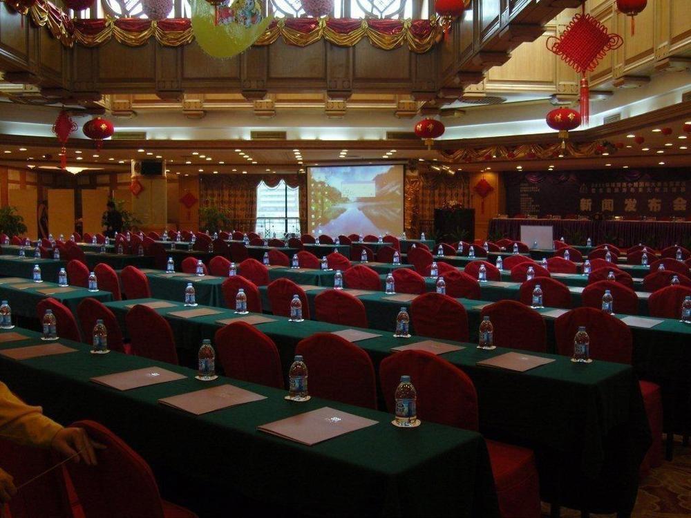 Hotel Silverland Dongguan  Exterior photo